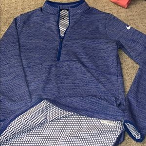 nike gold sweatshirt